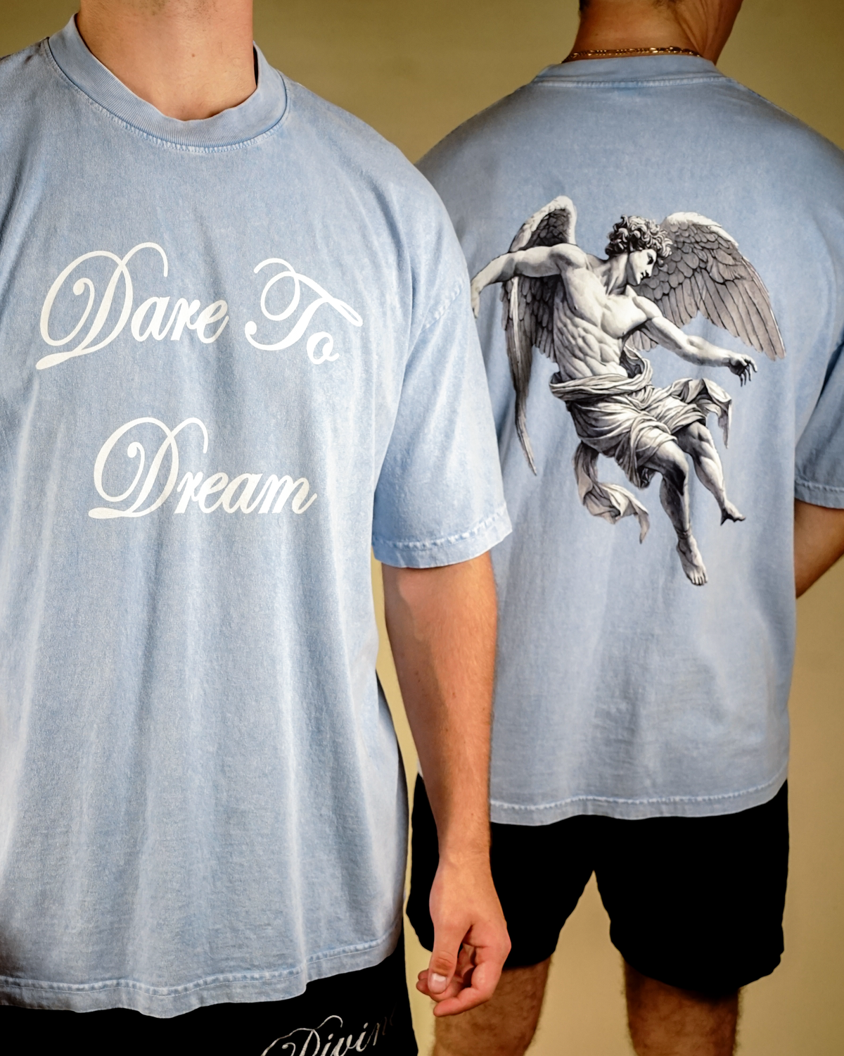 "Dare To Dream" Vintage T-Shirt in Arctic Blue
