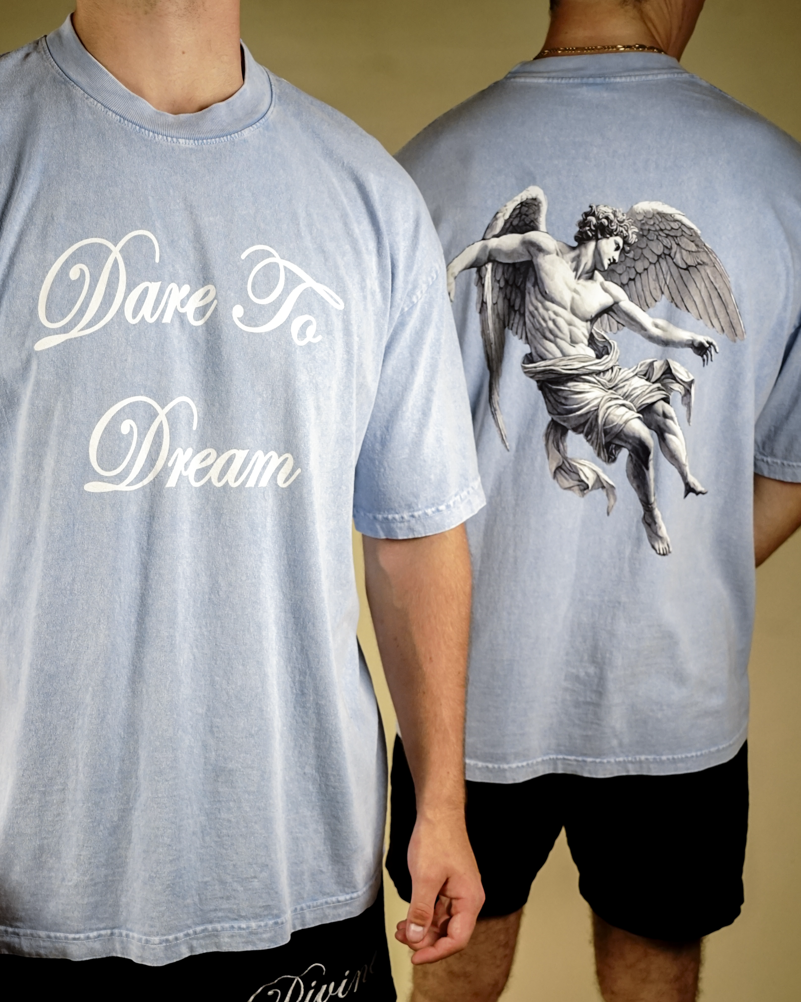 "Dare To Dream" Vintage T-Shirt in Arctic Blue