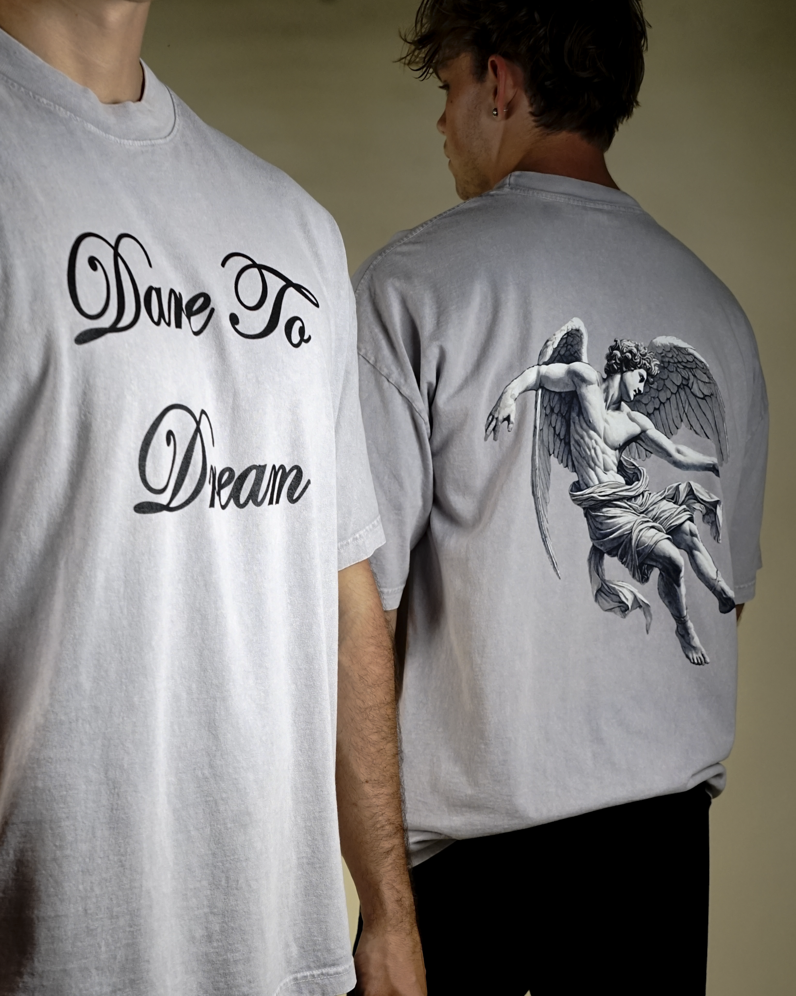 "Dare To Dream" Vintage T-Shirt in Ice Grey
